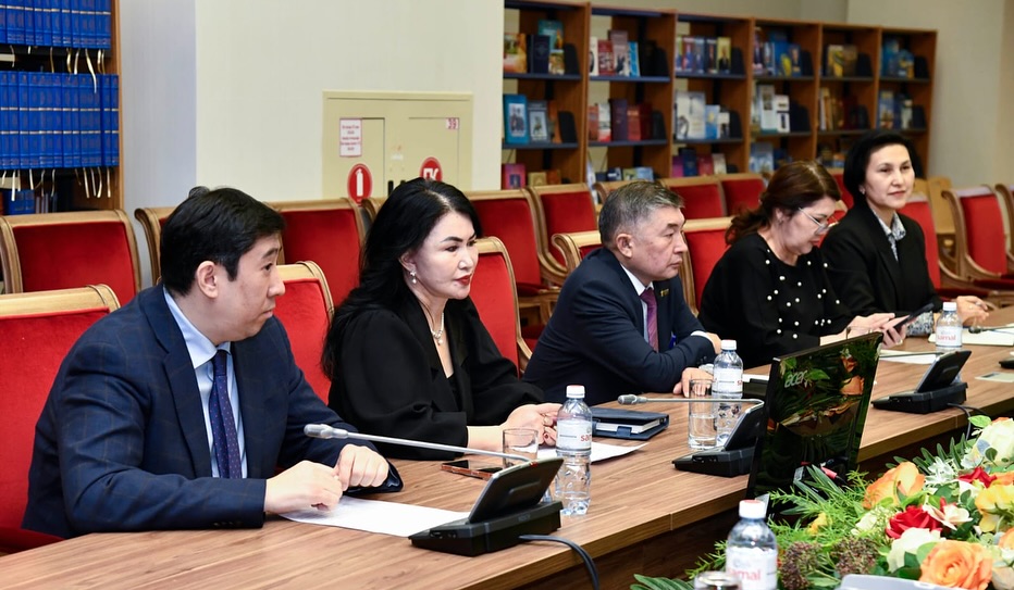 Ғылыми журналдарды халықаралық деңгейге ілгерілету жолдары талқыланды