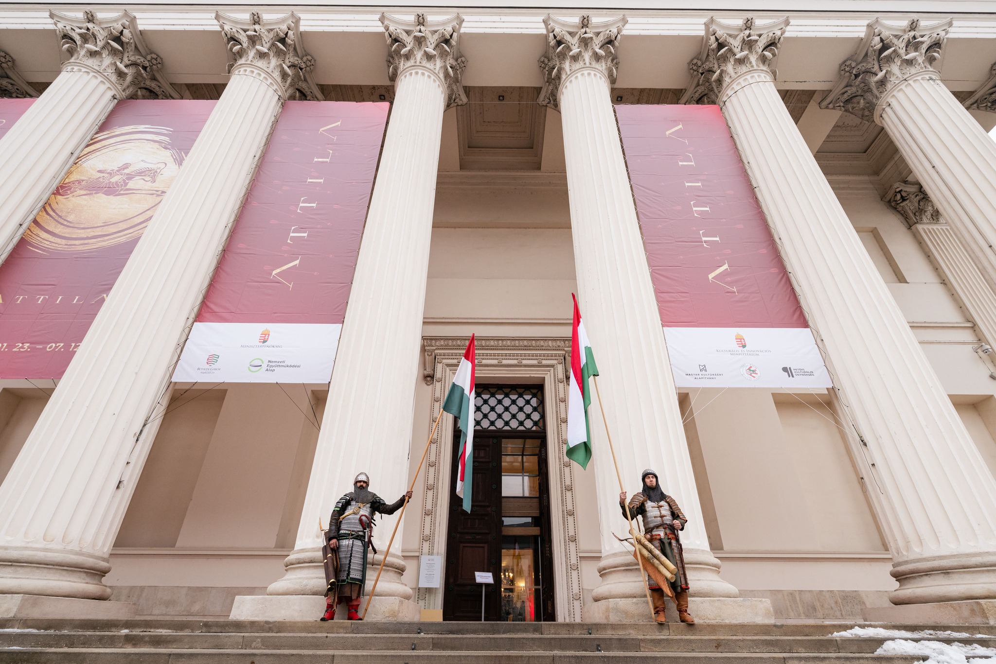 Международная выставка «Аттила»