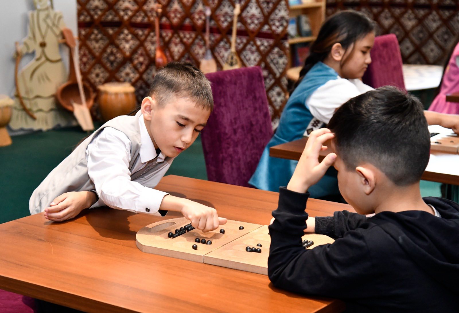 Дүниежүзілік аутизм туралы ақпарат тарату күні аталып өтті