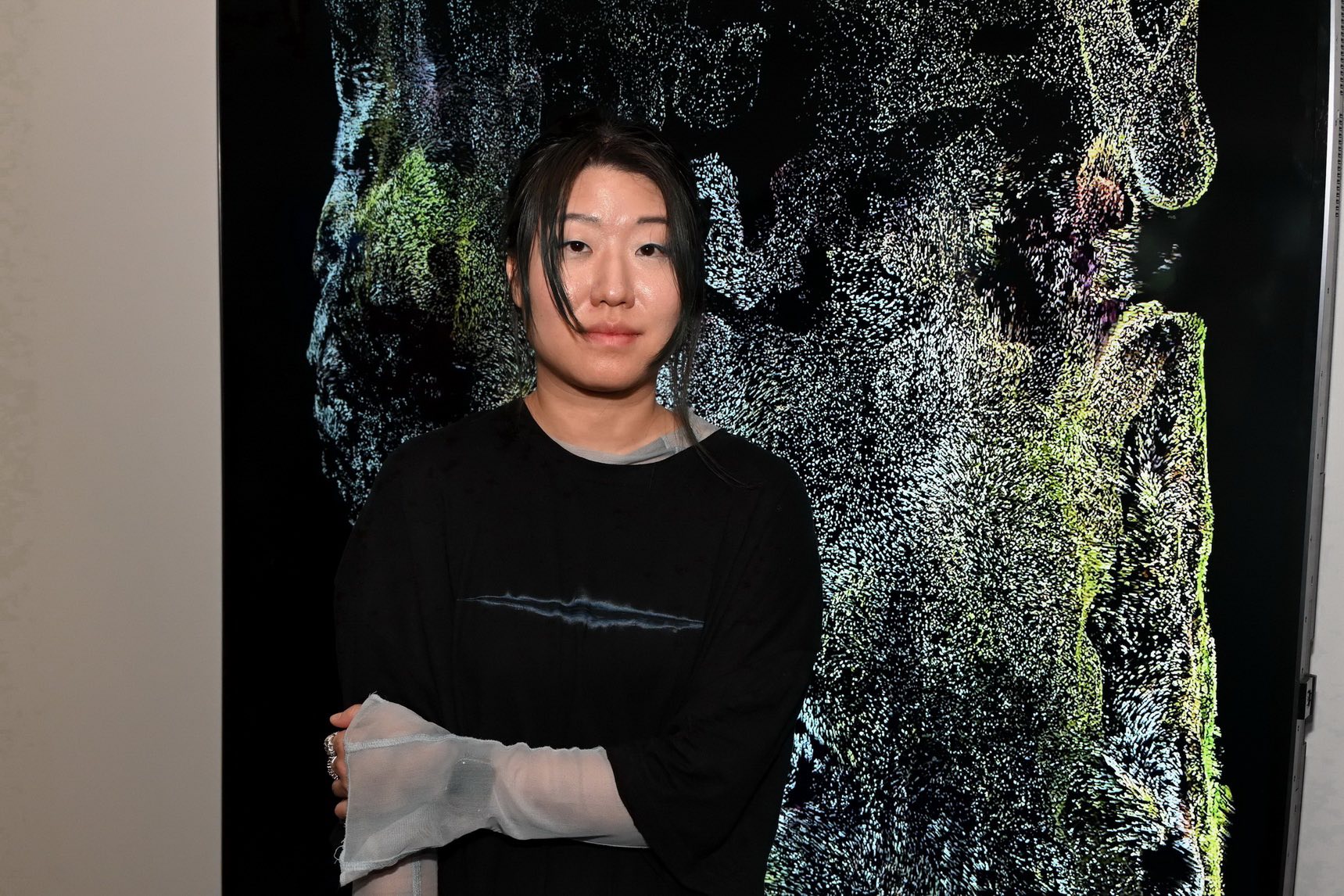 Корейлік жаңа медиа суретшісі Хван Сонджонның көрмесі ашылды