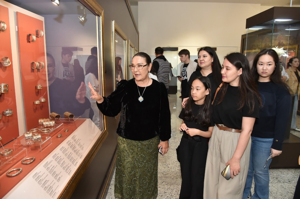 ЗВЕЗДНЫЙ ГИД2